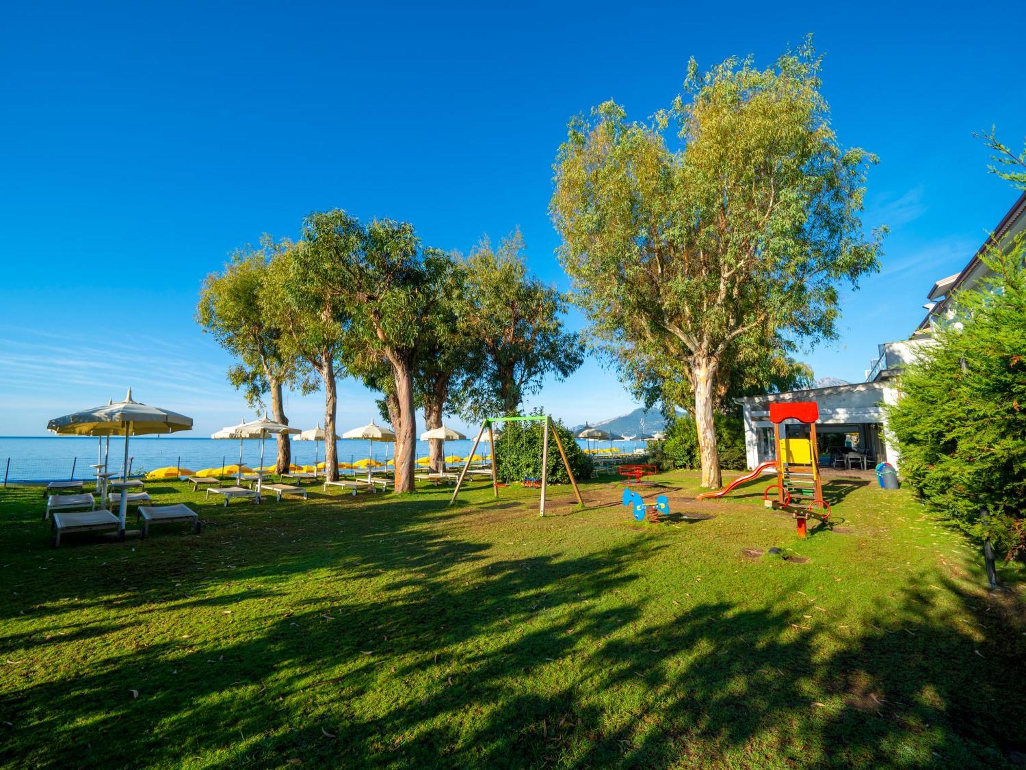 Ispani Hotel Eden Park Cilento מראה חיצוני תמונה
