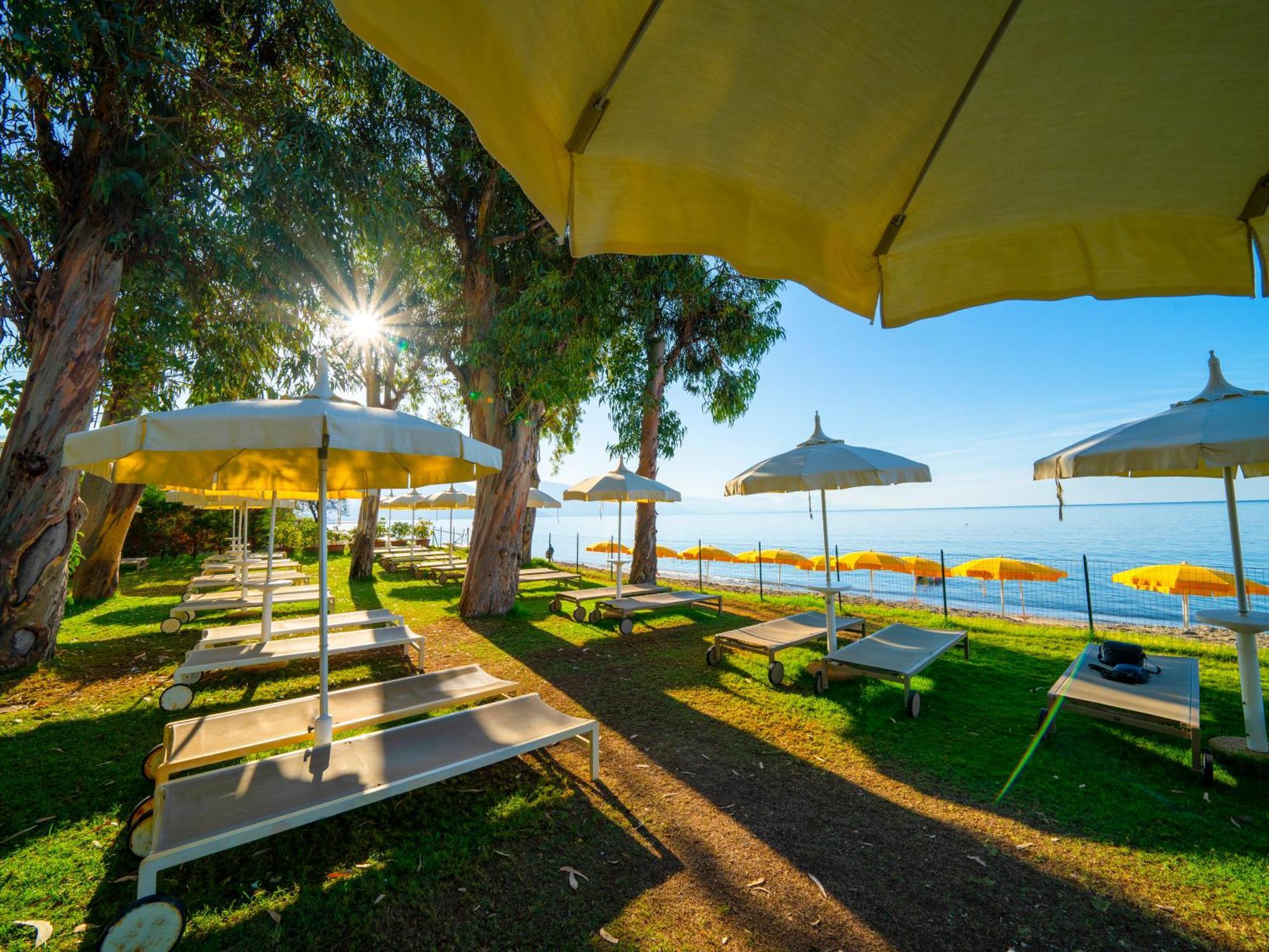 Ispani Hotel Eden Park Cilento מראה חיצוני תמונה