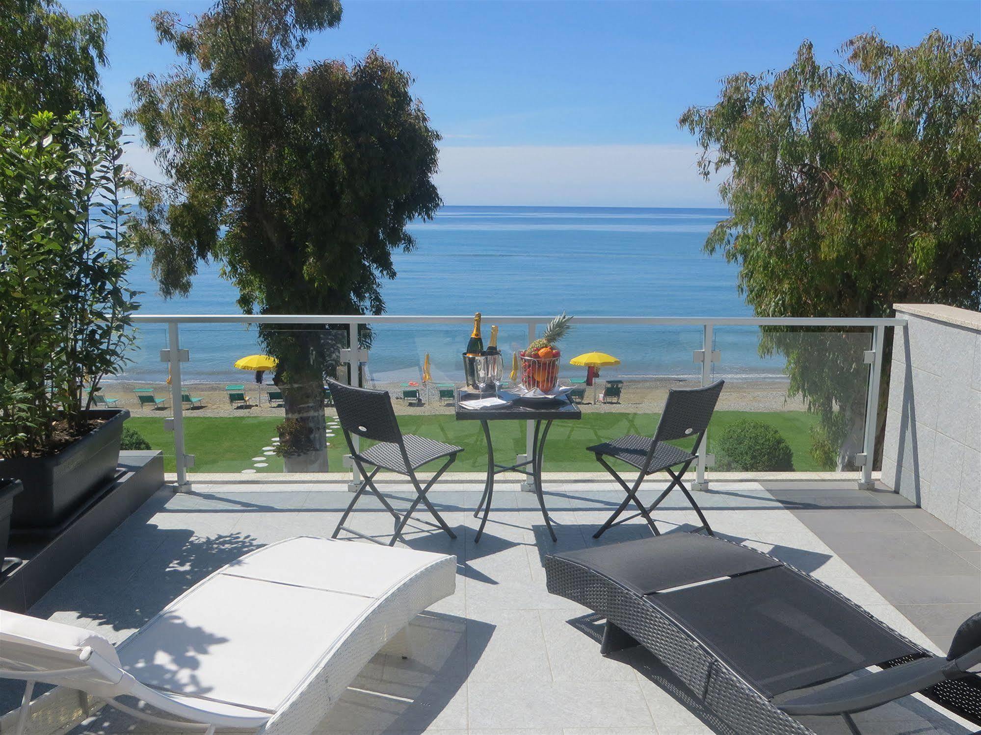 Ispani Hotel Eden Park Cilento מראה חיצוני תמונה